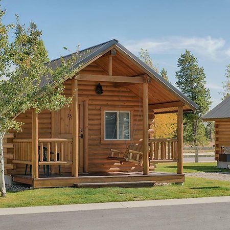 Yellowstone Grizzly Rv Park And Cabins Villa West Yellowstone Kültér fotó
